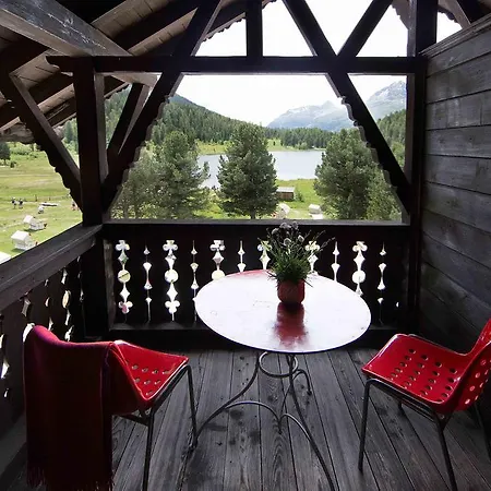 Hotel Restorant Lej Da Staz 3*