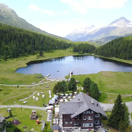 Hotel Restorant Lej Da Staz 3*